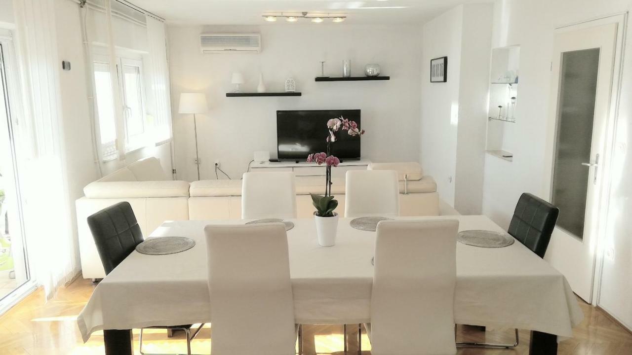 Apartman Brankica Crikvenica Exterior foto